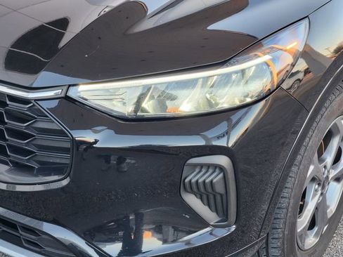Used 2023 Ford Escape ST-Line AWD/4WD image 7