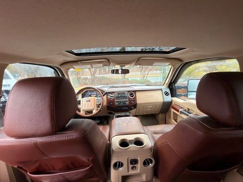 Used 2011 Ford F450 King Ranch w/ King Ranch w/Chrome Pkg image 8