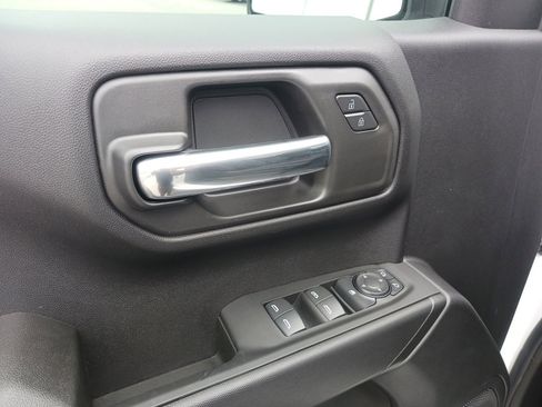 New 2026 Chevrolet Silverado 1500 Custom image 13