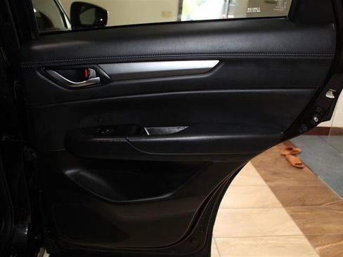 Used 2018 MAZDA CX-5 Touring w/ Preferred Equipment Package AWD/4WD image 32