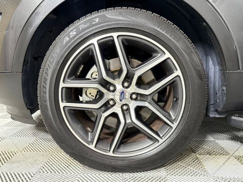 Used 2017 Ford Explorer Sport w/ Equipment Group 401A image 20