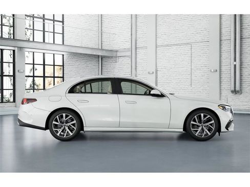 New 2026 Mercedes-Benz E 350 4MATIC Sedan image 2
