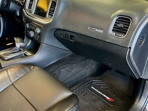 Used 2016 Dodge Charger R/T w/ Plus Group image 12