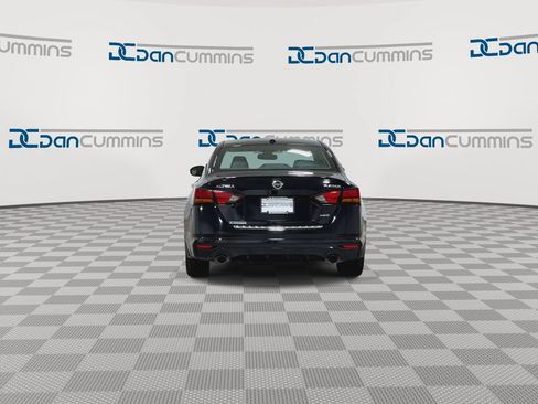 Used 2022 Nissan Altima 2.5 Platinum AWD/4WD image 7