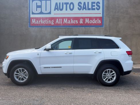 Used 2019 Jeep Grand Cherokee Laredo AWD/4WD image 8