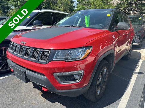 Used 2017 Jeep Compass Trailhawk w/ Leather Interior Group AWD/4WD image 1