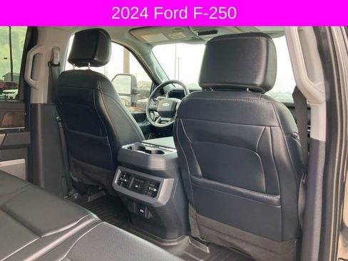 Used 2024 Ford F250 Lariat w/ Sport Appearance Package image 17