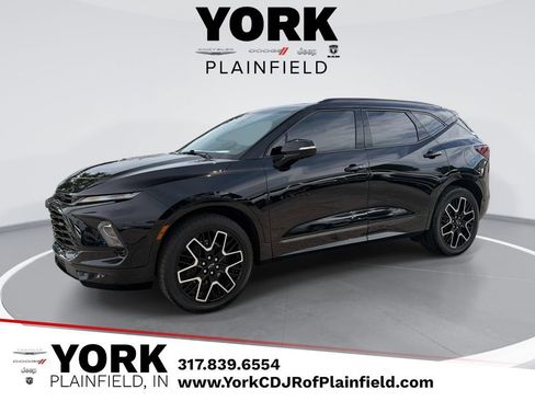 Used 2023 Chevrolet Blazer RS w/ Driver Confidence II Package FWD image 1