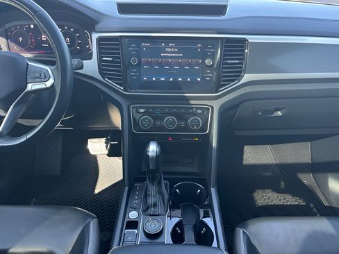 Used 2022 Volkswagen Atlas SEL Premium AWD/4WD image 25