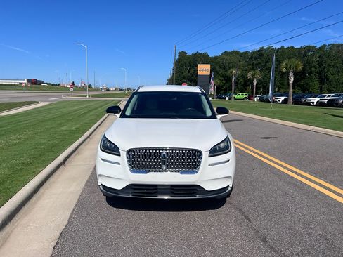 Used 2020 Lincoln Corsair AWD w/ Equipment Group 101A image 11
