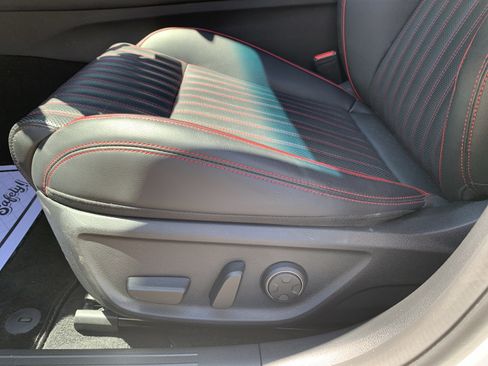 Used 2023 Genesis G70 2.0T w/ Sport Prestige Package RWD image 23