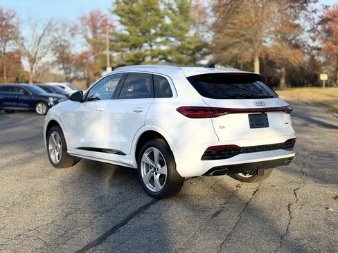 New 2025 Audi Q5 Premium Plus image 4