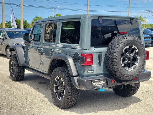 Used 2025 Jeep Wrangler Unlimited Rubicon 4xe w/ Safety Group AWD/4WD image 3