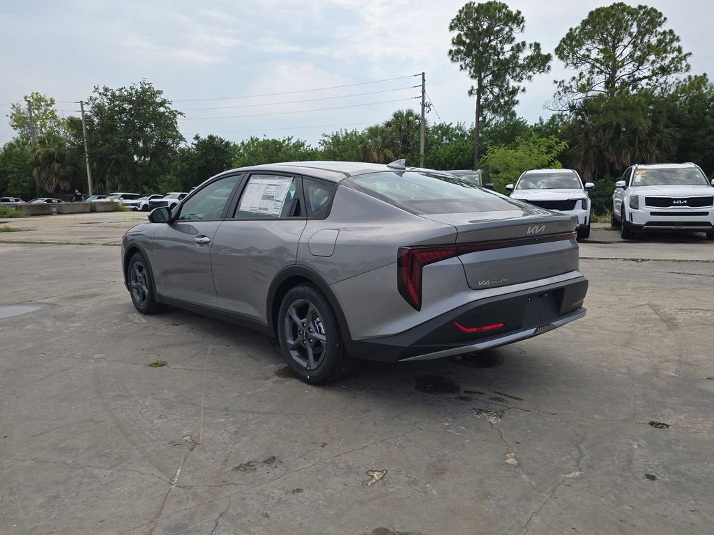 New 2026 Kia K4 FWD image 6