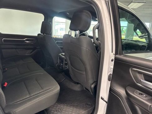 Used 2025 RAM 1500 Big Horn AWD/4WD image 32