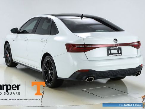 Used 2025 Volkswagen Jetta GLI Autobahn w/ GLI Black Package image 44