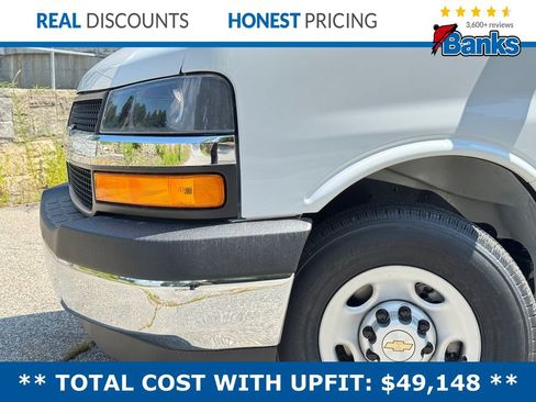 New 2025 Chevrolet Express 2500 Work Van w/ Driver Convenience Package image 3