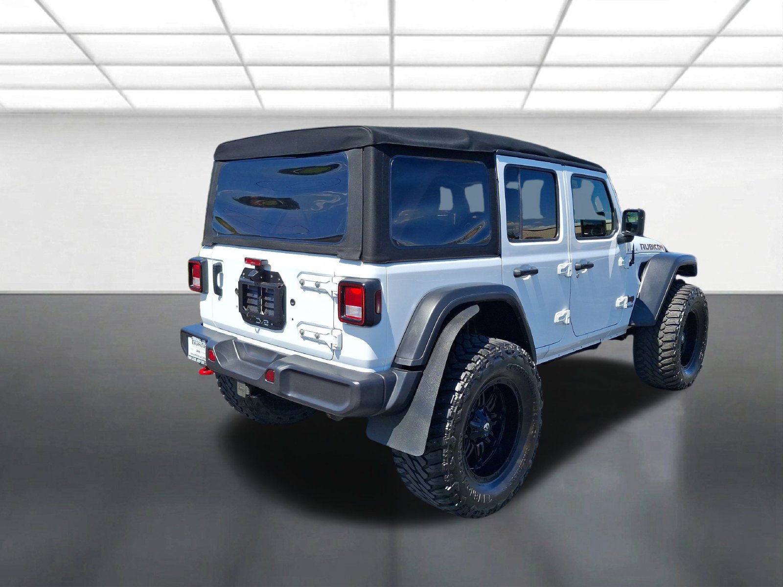 Used 2022 Jeep Wrangler Unlimited Rubicon AWD/4WD image 3