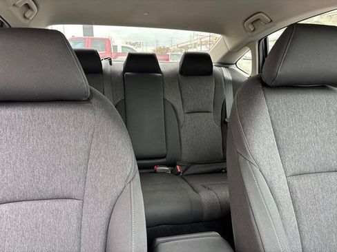 Used 2025 Honda Accord LX image 48
