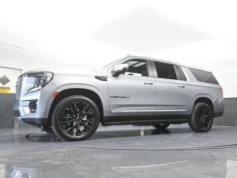 Used 2024 GMC Yukon XL Denali RWD image 71