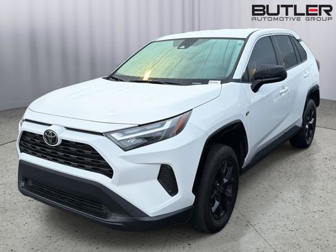 Certified 2024 Toyota RAV4 LE FWD image 2