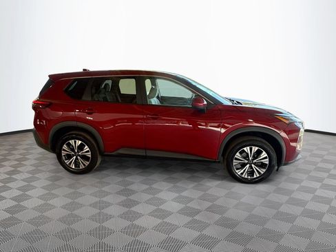 Used 2023 Nissan Rogue SV AWD/4WD image 5