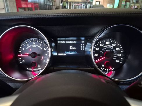 Used 2021 Ford Mustang GT RWD image 32
