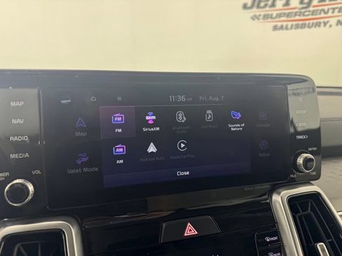 Used 2023 Kia Sorento SX FWD image 19