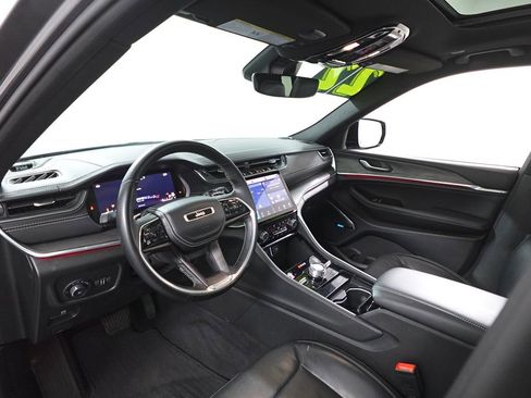 Used 2022 Jeep Grand Cherokee L Overland image 13