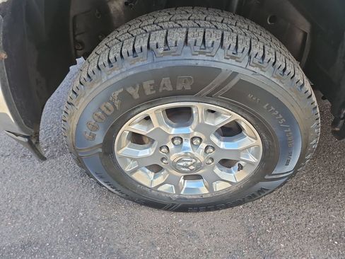 Used 2021 RAM 2500 Laramie AWD/4WD image 26