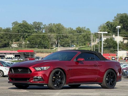 Used 2016 Ford Mustang GT Premium image 4