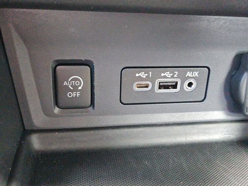 Used 2024 Nissan Sentra SR FWD image 22