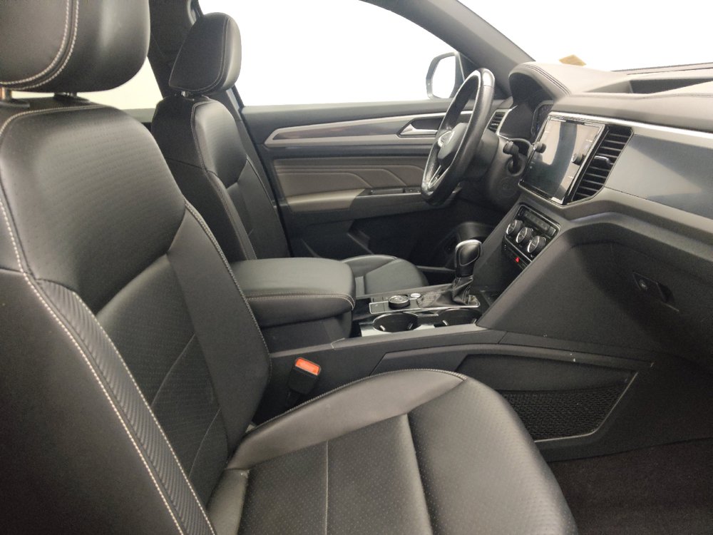Used 2022 Volkswagen Atlas Cross Sport SEL R-Line AWD/4WD image 21