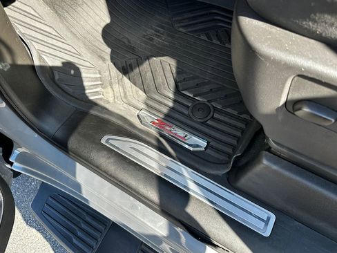 Used 2024 Chevrolet Silverado 1500 LT Trail Boss image 37