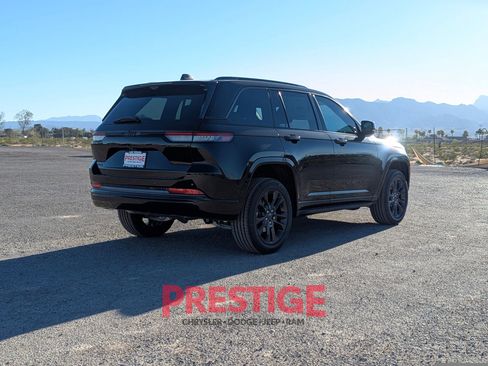 New 2026 Jeep Grand Cherokee Limited AWD/4WD image 5