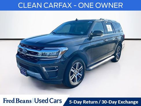 Used 2022 Ford Expedition Limited image 3