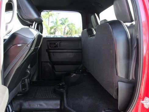 Used 2022 RAM 2500 Tradesman w/ Chrome Appearance Group image 22