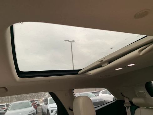 Used 2020 Buick Enclave Essence w/ Sound and Sites Package image 21