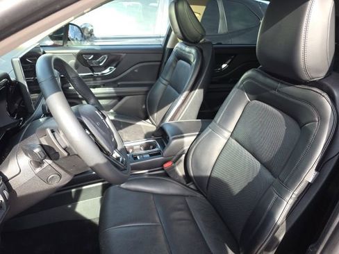 Used 2024 Lincoln Corsair Reserve w/ Equipment Group 201A image 5