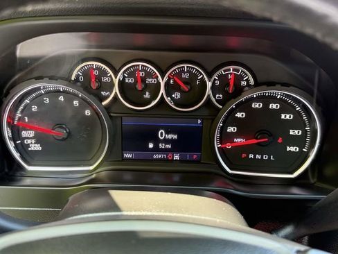 Certified 2021 Chevrolet Silverado 1500 RST AWD/4WD image 24