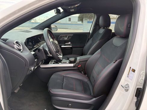 Used 2022 Mercedes-Benz GLA 250 4MATIC image 17