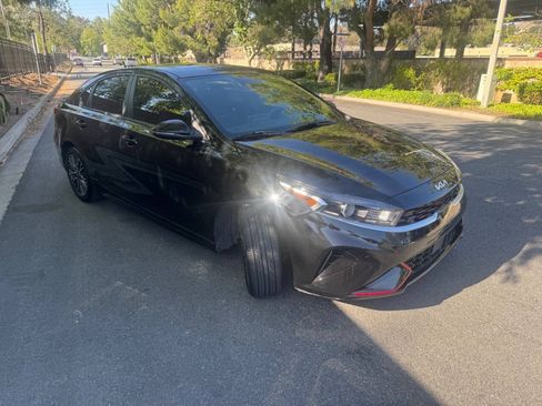Used 2024 Kia Forte GT-Line w/ GT-Line Premium Package FWD image 2