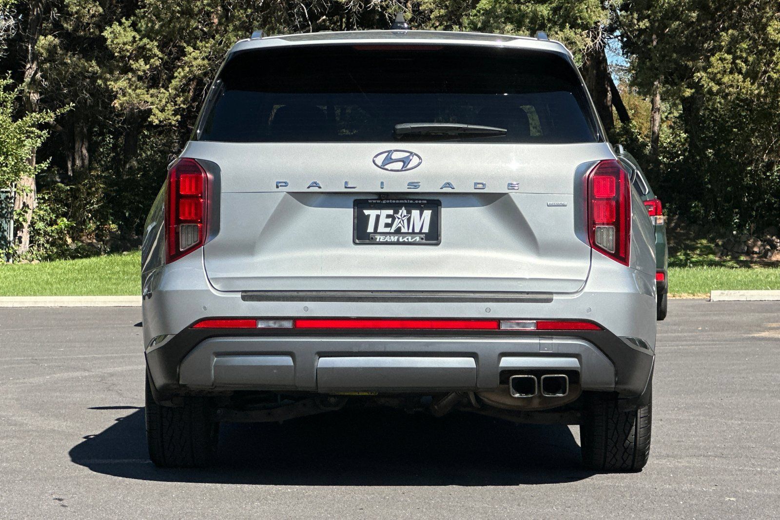 Used 2023 Hyundai Palisade Limited w/ Cargo Package AWD/4WD image 5