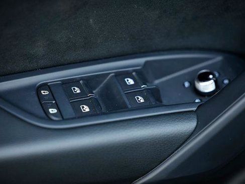 Certified 2024 Audi SQ5 Premium image 15