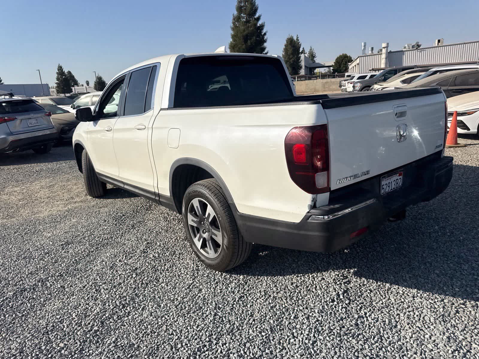 Used 2017 Honda Ridgeline RTL image 6