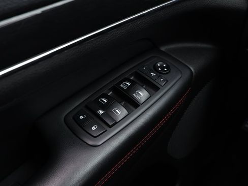 Used 2019 Jeep Grand Cherokee Trailhawk AWD/4WD image 21