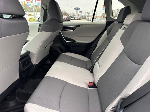 Used 2025 Toyota RAV4 XLE image 11