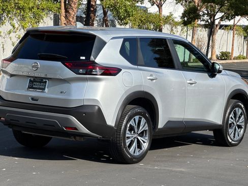 Certified 2023 Nissan Rogue SV image 4
