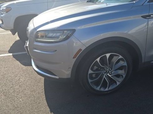 Used 2023 Lincoln Nautilus Reserve w/ Equipment Group 201A AWD/4WD image 2