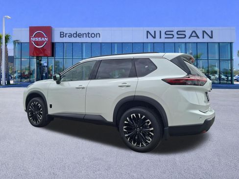 New 2026 Nissan Rogue Dark Armor FWD image 4